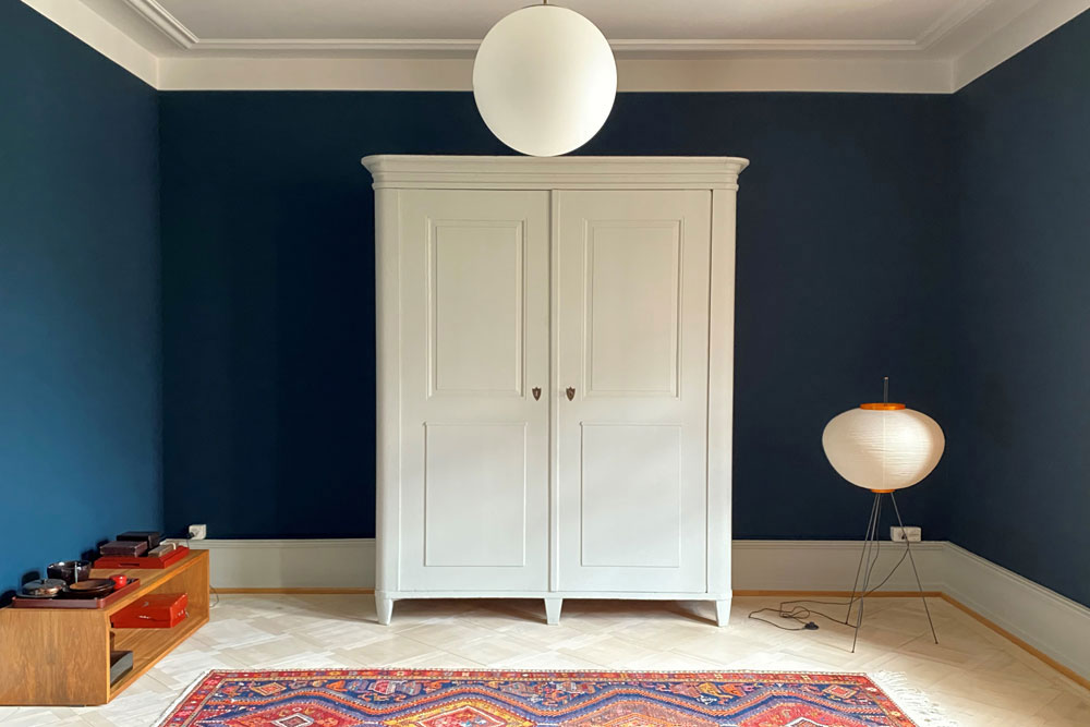 Noir outremer vert 85